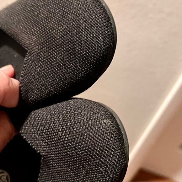 rothy’s black ballet flats. Size 8W - Picture 2 of 5